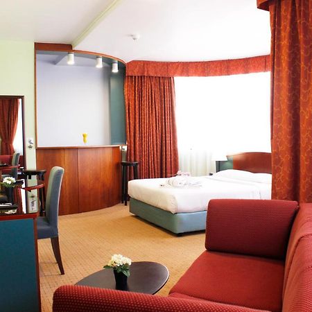 Al Diar Dana Hotel Abou Dabi Extérieur photo