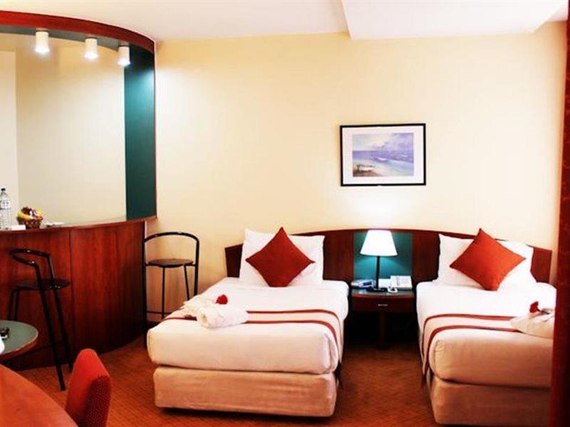 Al Diar Dana Hotel Abou Dabi Extérieur photo