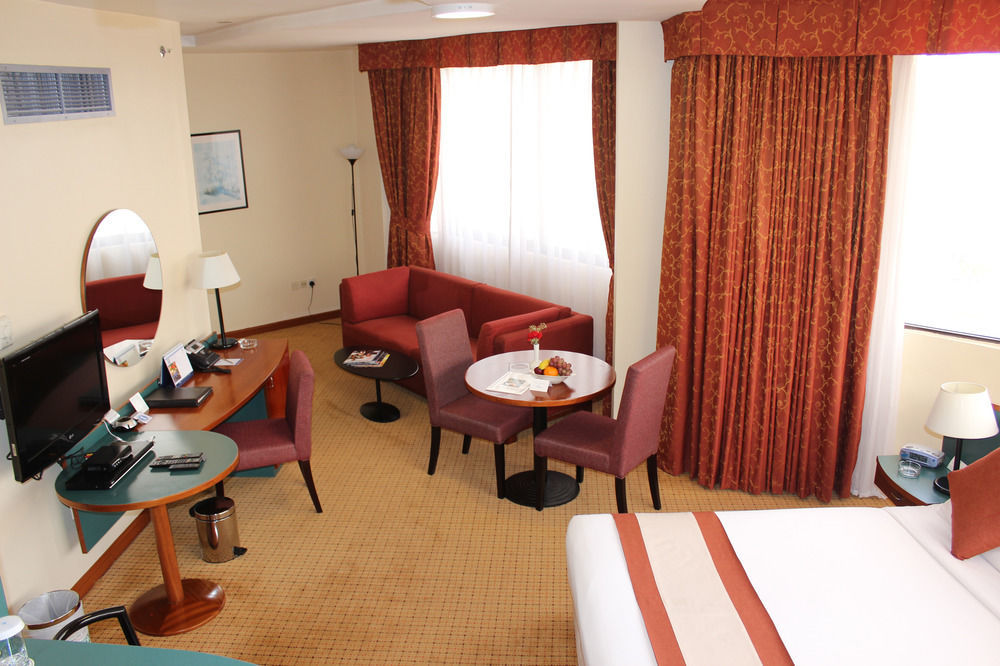 Al Diar Dana Hotel Abou Dabi Extérieur photo